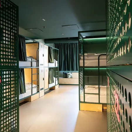 Bunks At Rode Hostel *