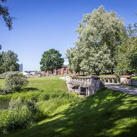 Apartment Waterfront Fjord View, Office, 2 Bedroom Lux Apt, Parking On-site *