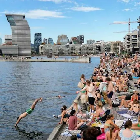 Waterfront Fjord View, Office, 2 Bedroom Lux Apt, Parking On-site Oslo