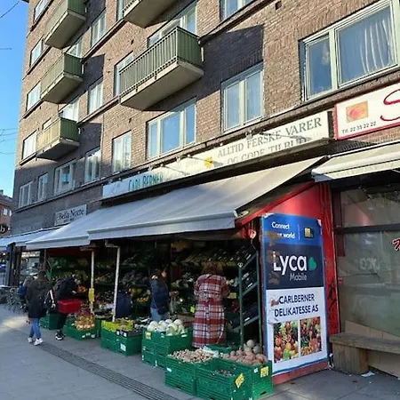 Med Takterasse & Gratis Egen Parkering
