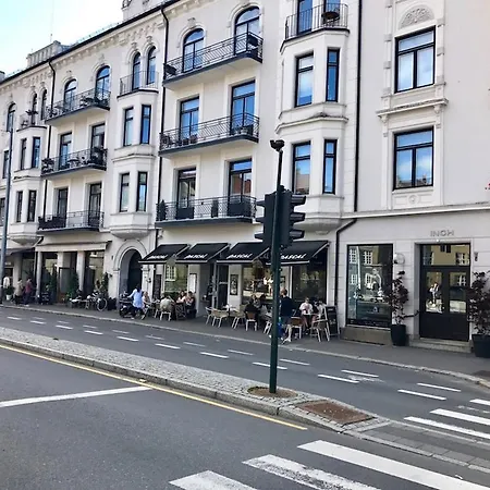Appartamento 4 Bedroom Flat In The Heart Of *