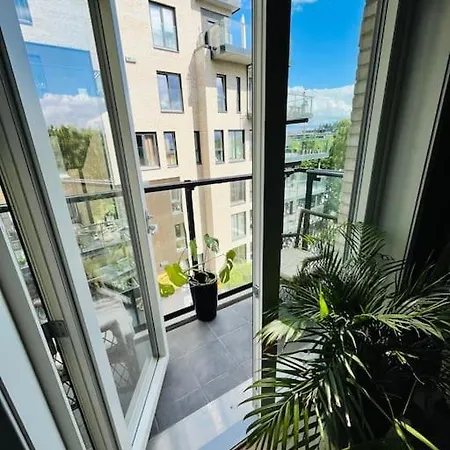 M&b Small Family - Close To Airport Express Station Apartment *