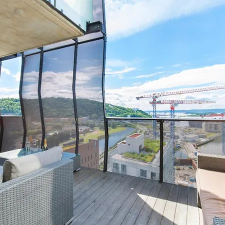 Apartment Super Designer Penthouse At 19th Floor With Amazing View! *