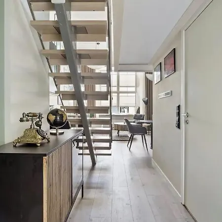 Winston Apartment