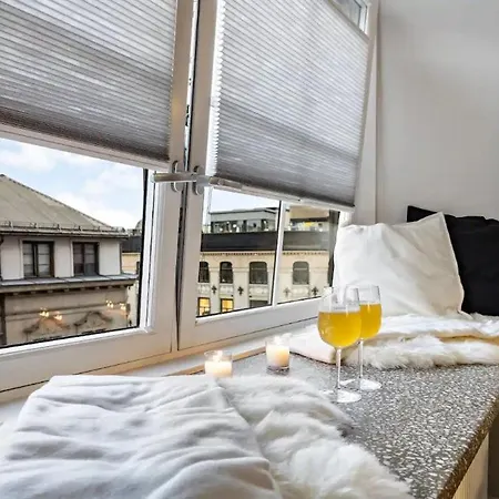 Winston Apartment