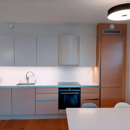 Seaview 2 Single Beds Luxury Station- Privatunterkunft