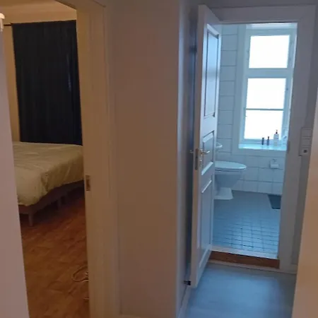 Apartment Toyen House-gronland Bussterminal