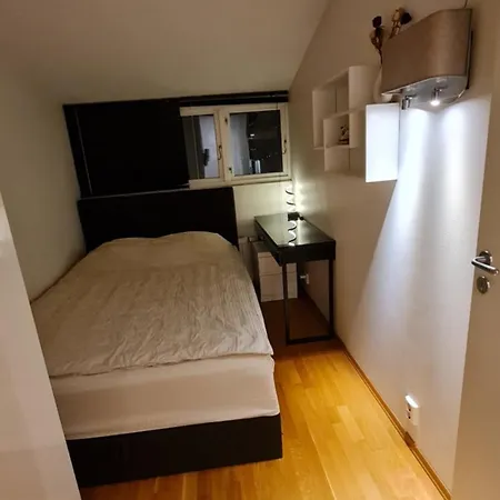 Central, New, 2 Bed Rooms, Fully Furnished Apartment Oslo
