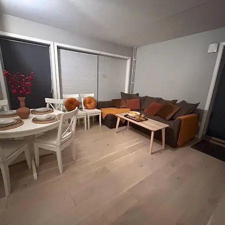 Veldig Sentral Leilighet Med Kort Vei Til Alt Apartment
