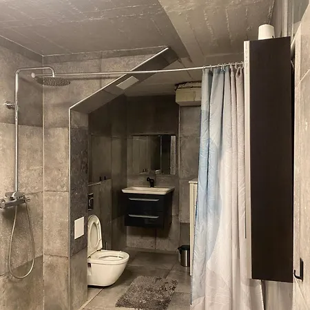 Apartment Spacious, With Parking