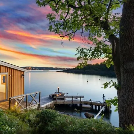 Chalet Waterfront - 15 Minutes From Downtown *