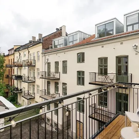 Dinbnb Gruenerlokka I 2-bedroom With Double Queen & Balcony 奥斯陆