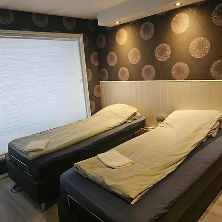 Full Privacy Townhome In With Wifi Apartment *