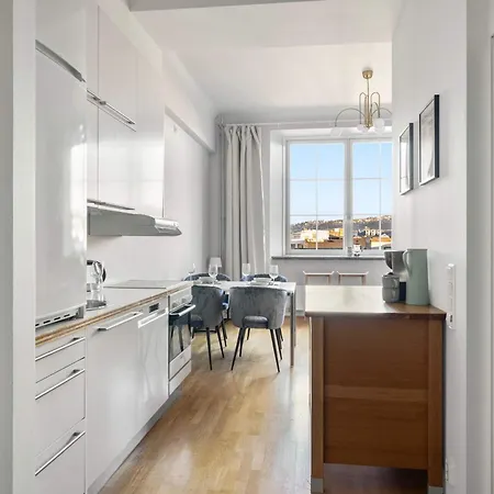 Dinbnb L Cozy Modern In - 1 Min To Tram *