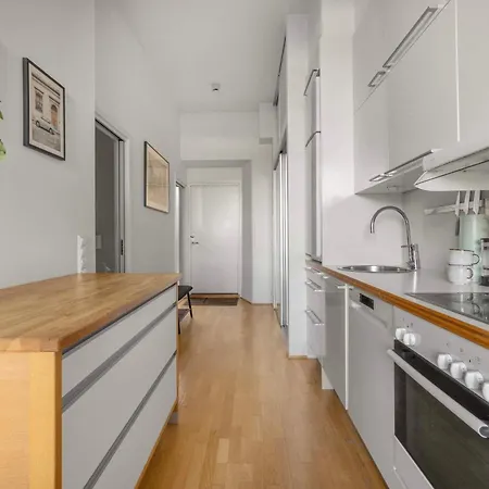 Dinbnb L Cozy Modern In - 1 Min To Tram *