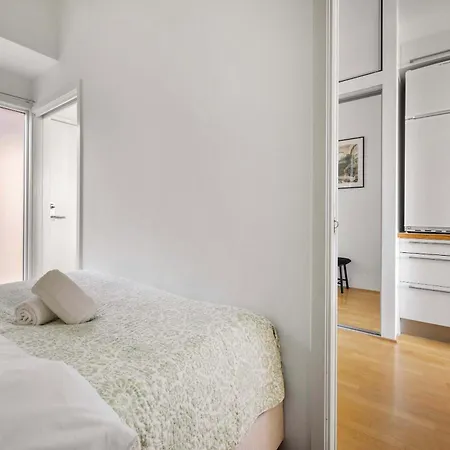 Dinbnb L Cozy Modern In - 1 Min To Tram Apartment