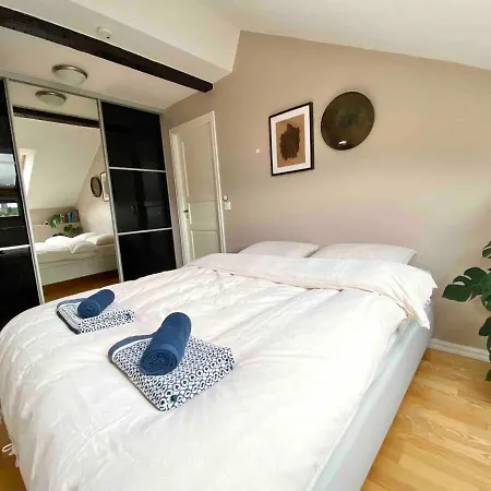 Cozy Loft In *