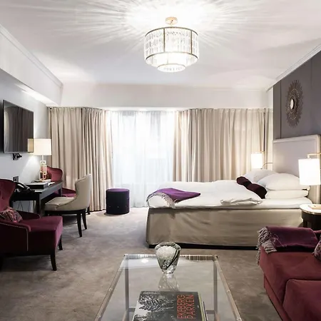 Grand Hotel