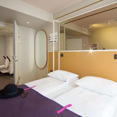 Hotell Scandic Grensen 3*