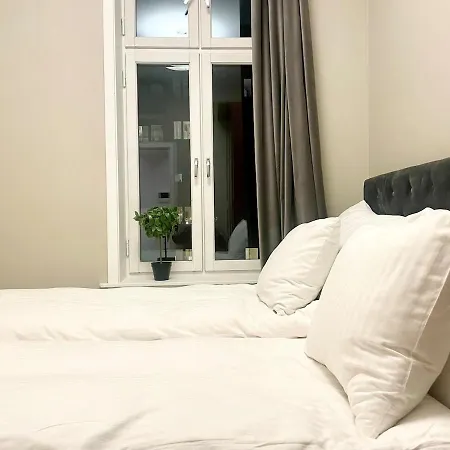 4 Bed Riverside アパート オスロ