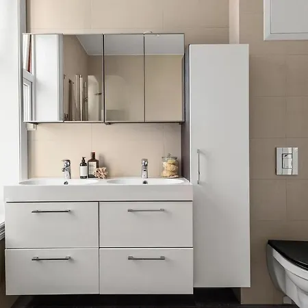 Super 2 Story Penthouse, 3 Bedroom 104m2 Apartment Oslo