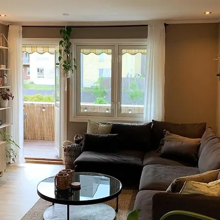 Apartment Charming Near The Woods With Parking *