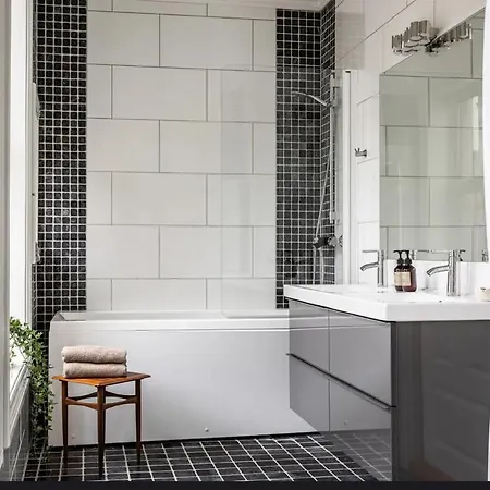 Appartement Beautiful, Classic And In