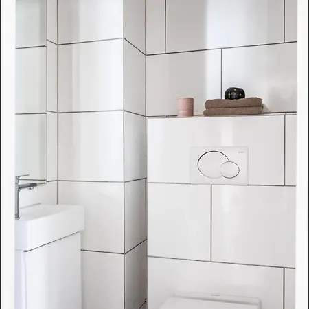 Beautiful, Classic And In Apartment Oslo