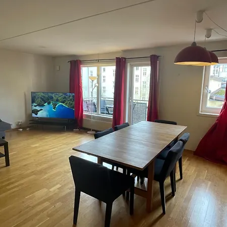 Apartment M5 Center Oslo, 110 Mt, 3 Bedrooms, 2 Toilette, 120 Mt