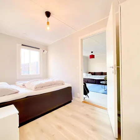 Refurbished And Spacious 1 Bedroom Oslo