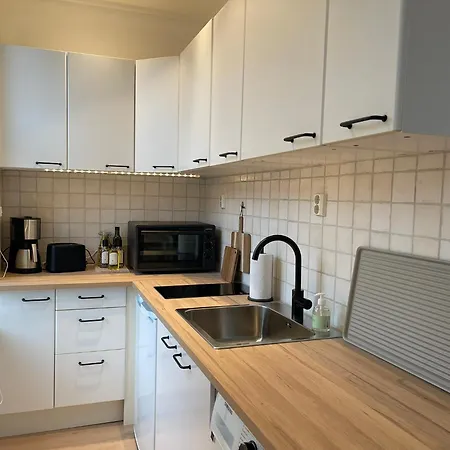 Quiet Apartment, Trendy Gruenerlokka *