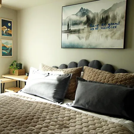 Quiet Luxury In The Heart Of Apartment