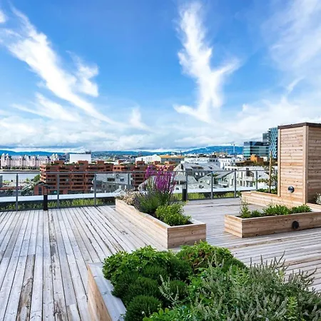 Quiet Luxury In The Heart Of Apartment *