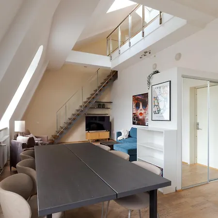 Apartment Dinbnb L Tollbugata Retreat L Rooftop L Smart-tv L 6 Guests *