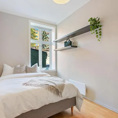 5 Apartment! *