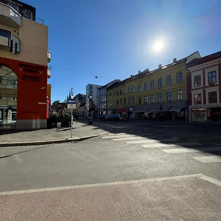 Gjestgiverier Platinum Centrum 3*