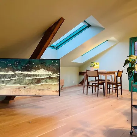 Stylish And Cozy 2br Loft - Fully Equipped - Apartment