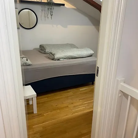 Bo Sentralt Pa Gruenerlokka Na Oslo
