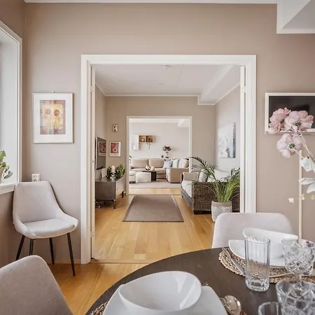 Apartment 112 Sqm Penthouse With An Omg Fjord View