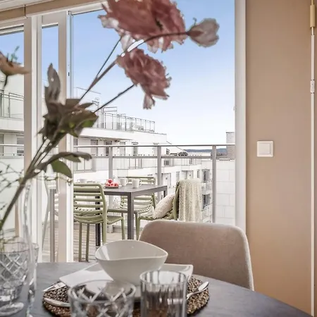 Apartment 112 Sqm Penthouse With An Omg Fjord View *