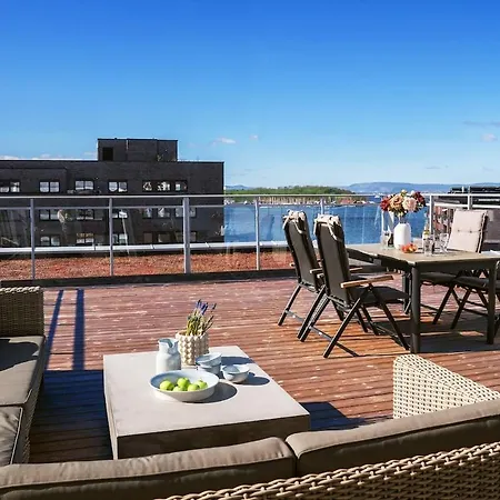 112 Sqm Penthouse With An Omg Fjord View Apartment