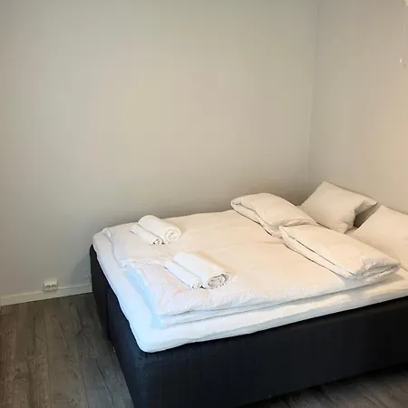 3br Penthouse In Center With Free Parking Apartment *