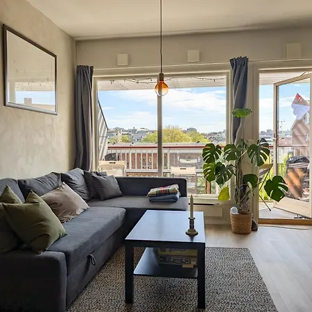 Spacious And Cozy Study With Balcony Apartament Oslo