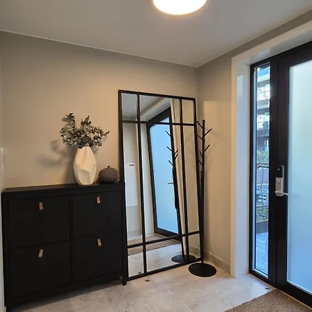 Exclusive Townhouse With Private Rooftop