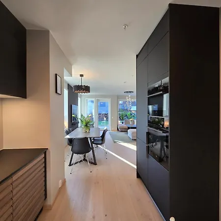 Exclusive Townhouse With Private Rooftop Oslo