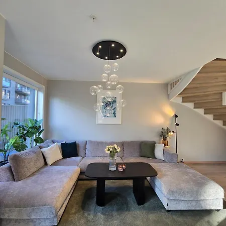 Exclusive Townhouse With Private Rooftop Holiday home Oslo