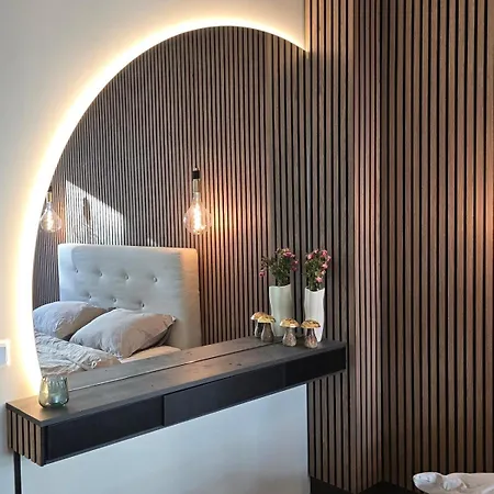 Holiday home Exclusive Townhouse With Private Rooftop
