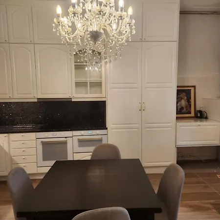 Holiday home H21d-central-cozy Spacious Suits Family-3 Bedrooms