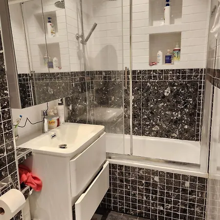 H21d-central-cozy Spacious Suits Family-3 Bedrooms Holiday home Oslo