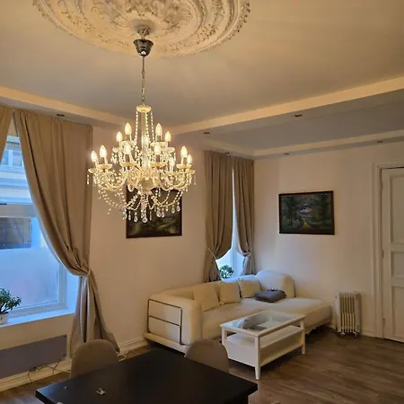H21d-central-cozy Spacious Suits Family-3 Bedrooms